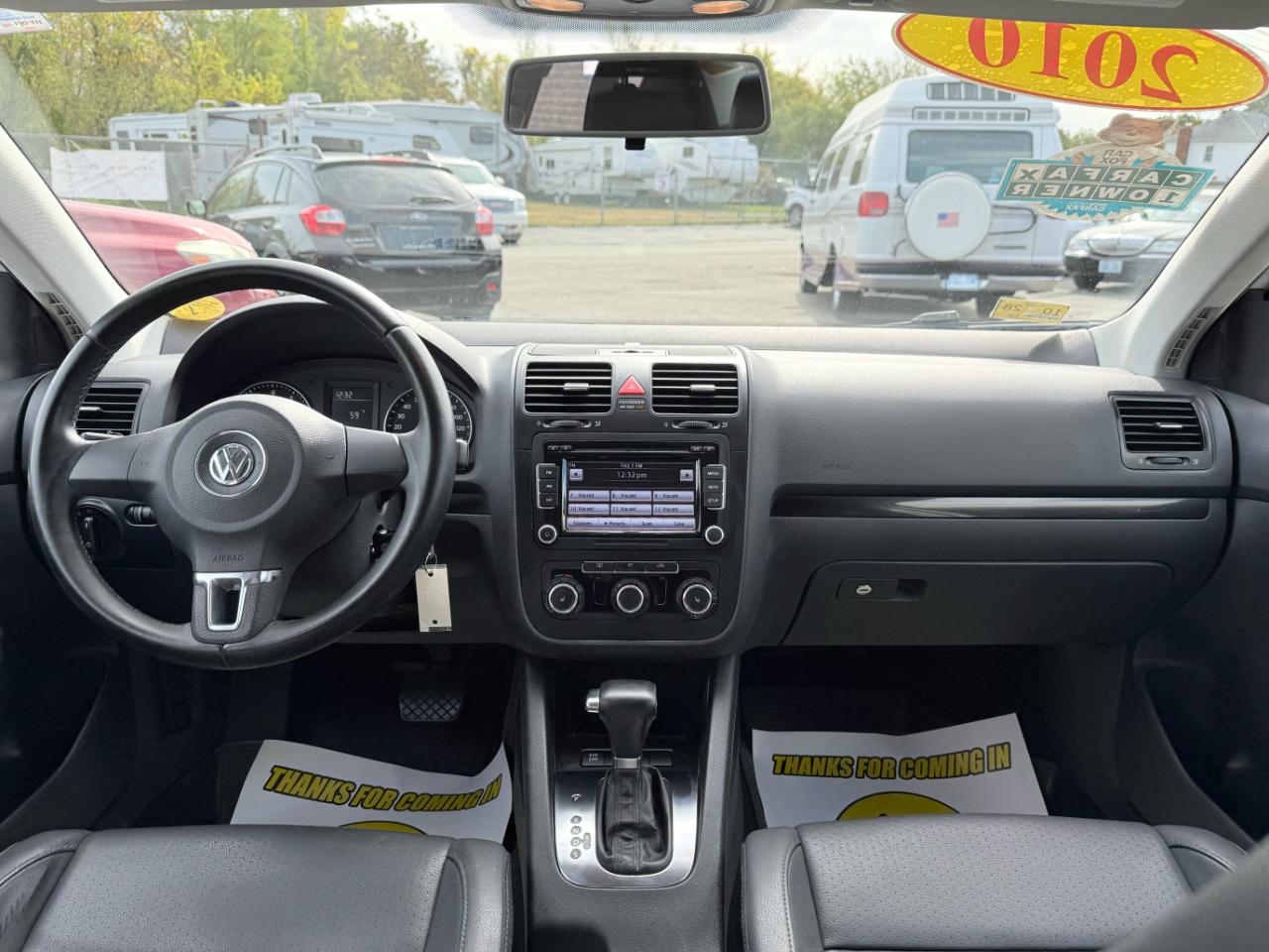 Volkswagen Jetta  2010
