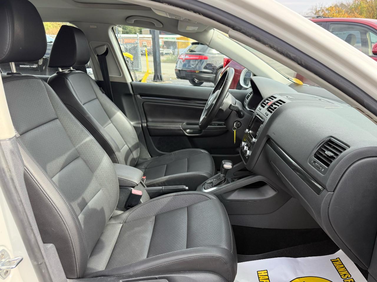 Volkswagen Jetta  2010