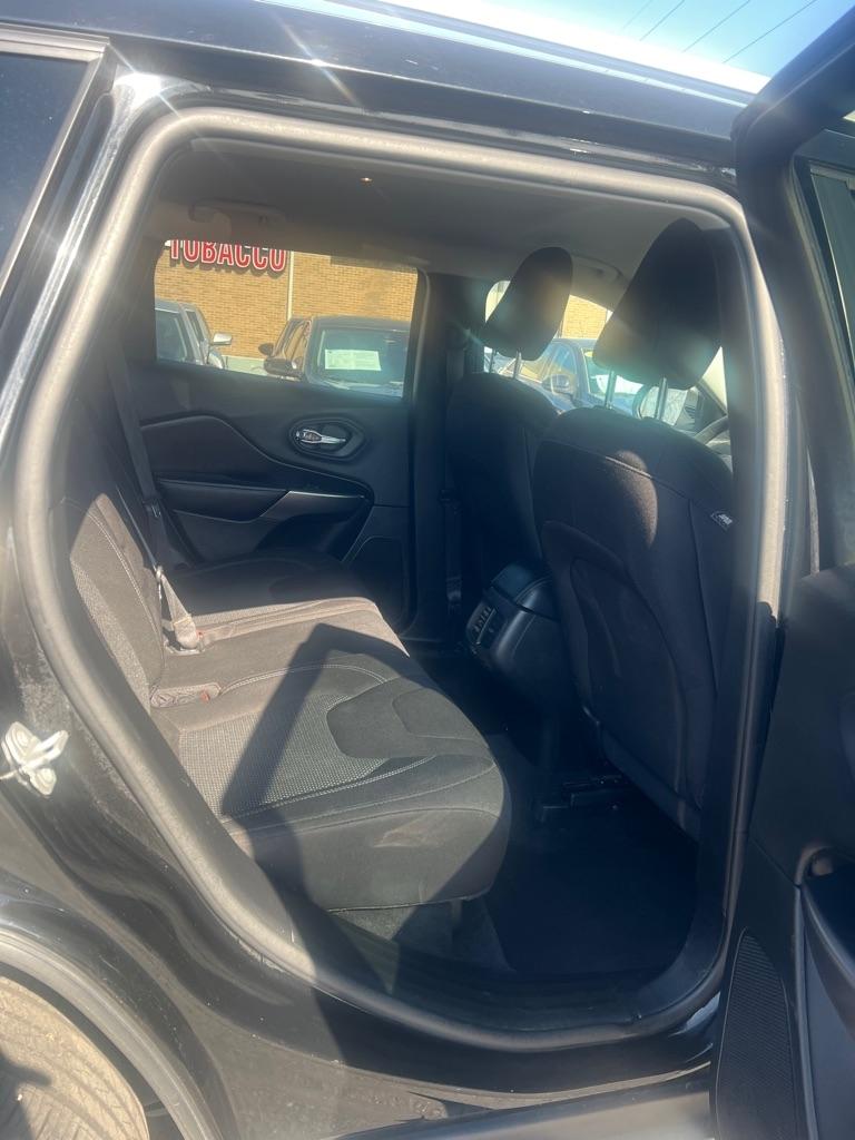 Jeep Cherokee Latitude FWD 2020