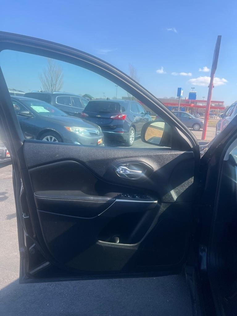 Jeep Cherokee Latitude FWD 2020