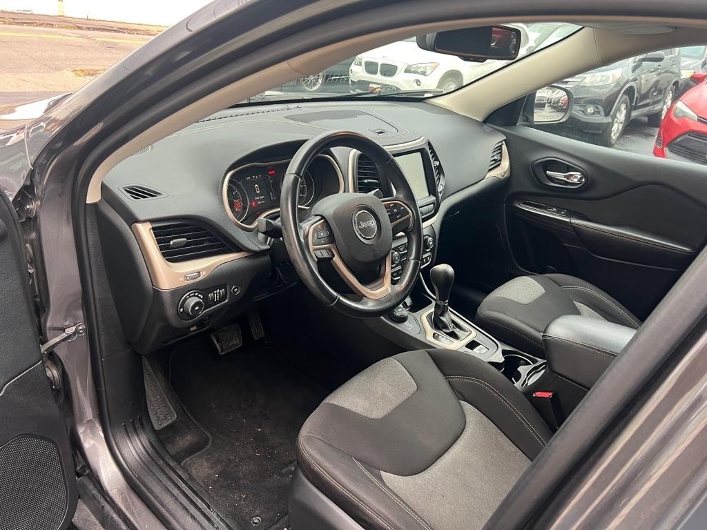 Jeep Cherokee Latitude 4WD 2014