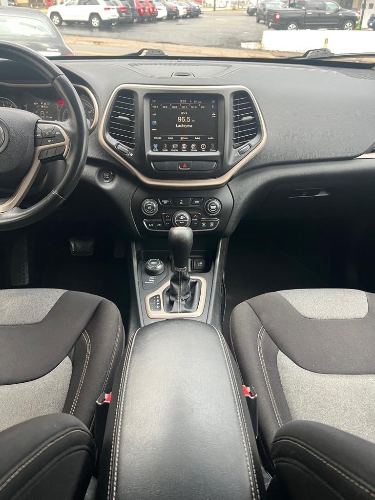 Jeep Cherokee Latitude 4WD 2014