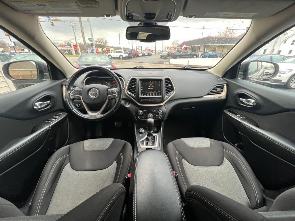 Jeep Cherokee Latitude 4WD 2014