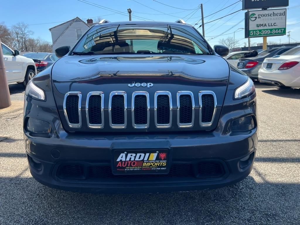 Jeep Cherokee Latitude 4WD 2015