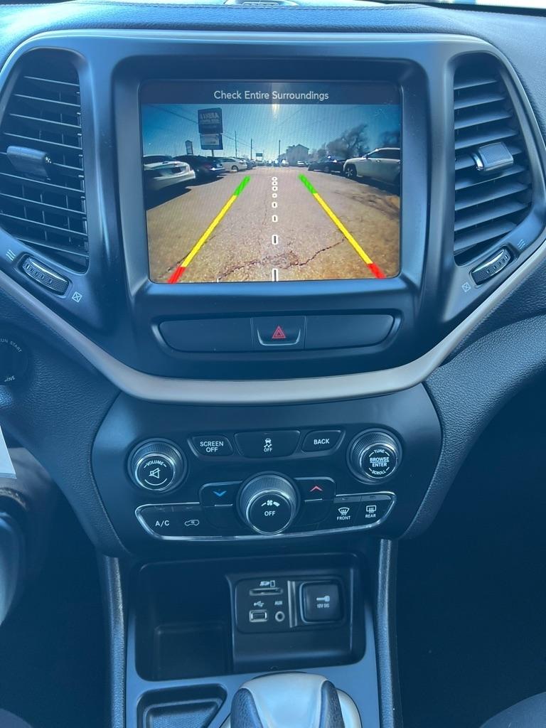 Jeep Cherokee Latitude 4WD 2015