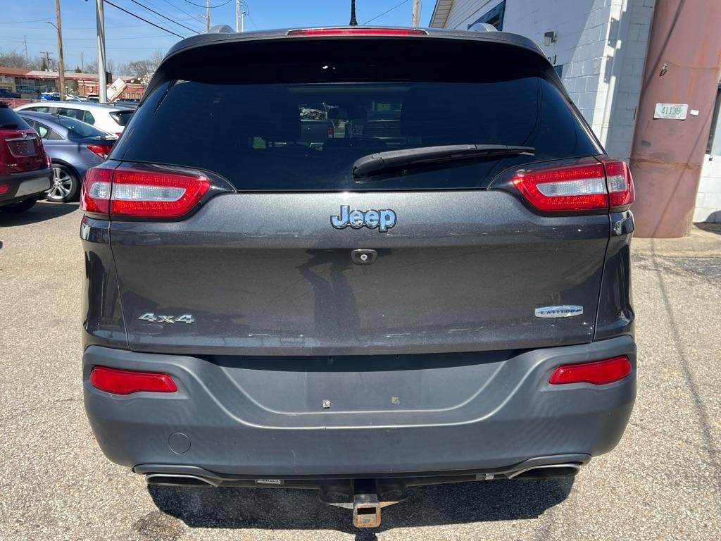 Jeep Cherokee Latitude 4WD 2015