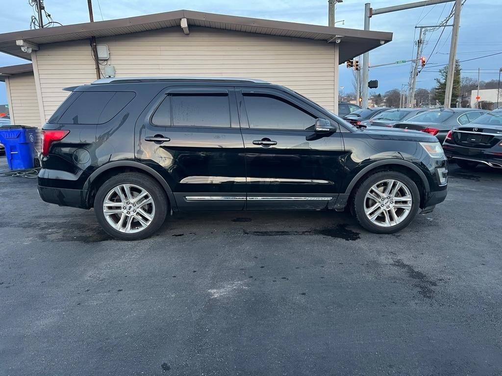 Ford Explorer XLT FWD 2016