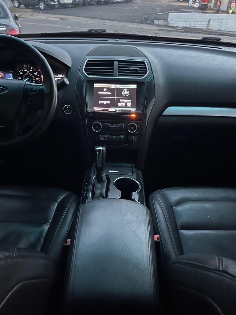 Ford Explorer XLT FWD 2016