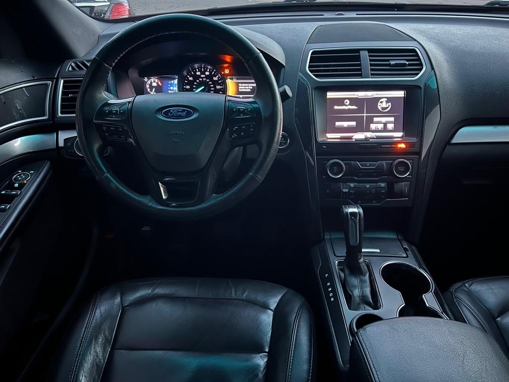 Ford Explorer XLT FWD 2016