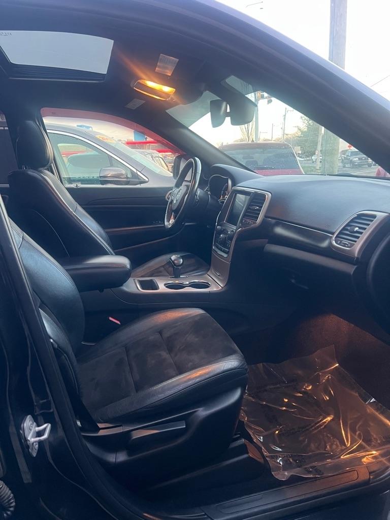 Jeep Grand Cherokee Laredo 4WD 2015