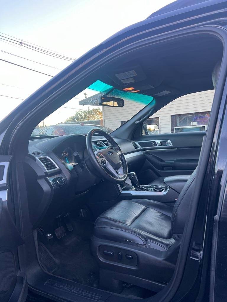 Ford Explorer XLT FWD 2014