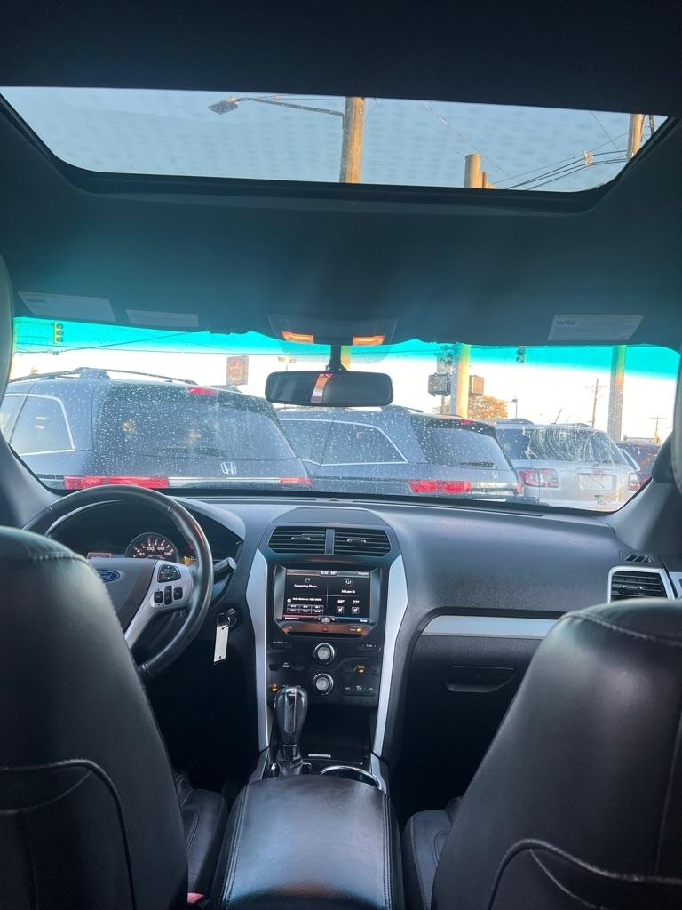 Ford Explorer XLT FWD 2014