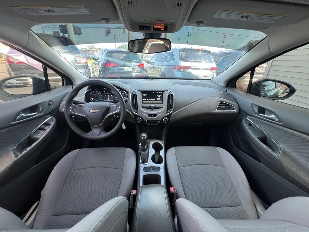 Chevrolet Cruze LS Auto 2017