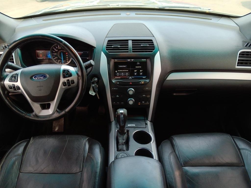 Ford Explorer XLT 4WD 2014