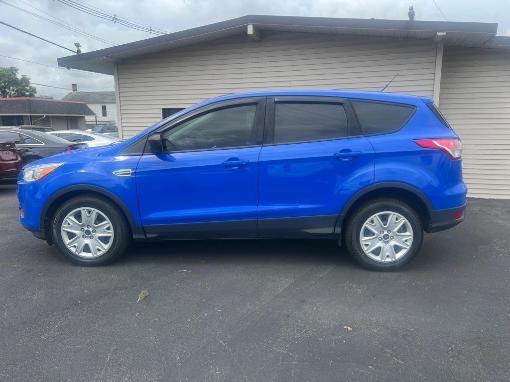 Ford Escape S FWD 2013