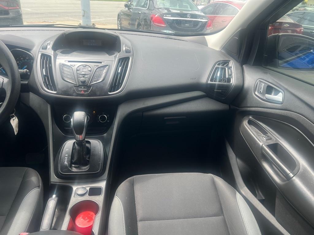Ford Escape S FWD 2013