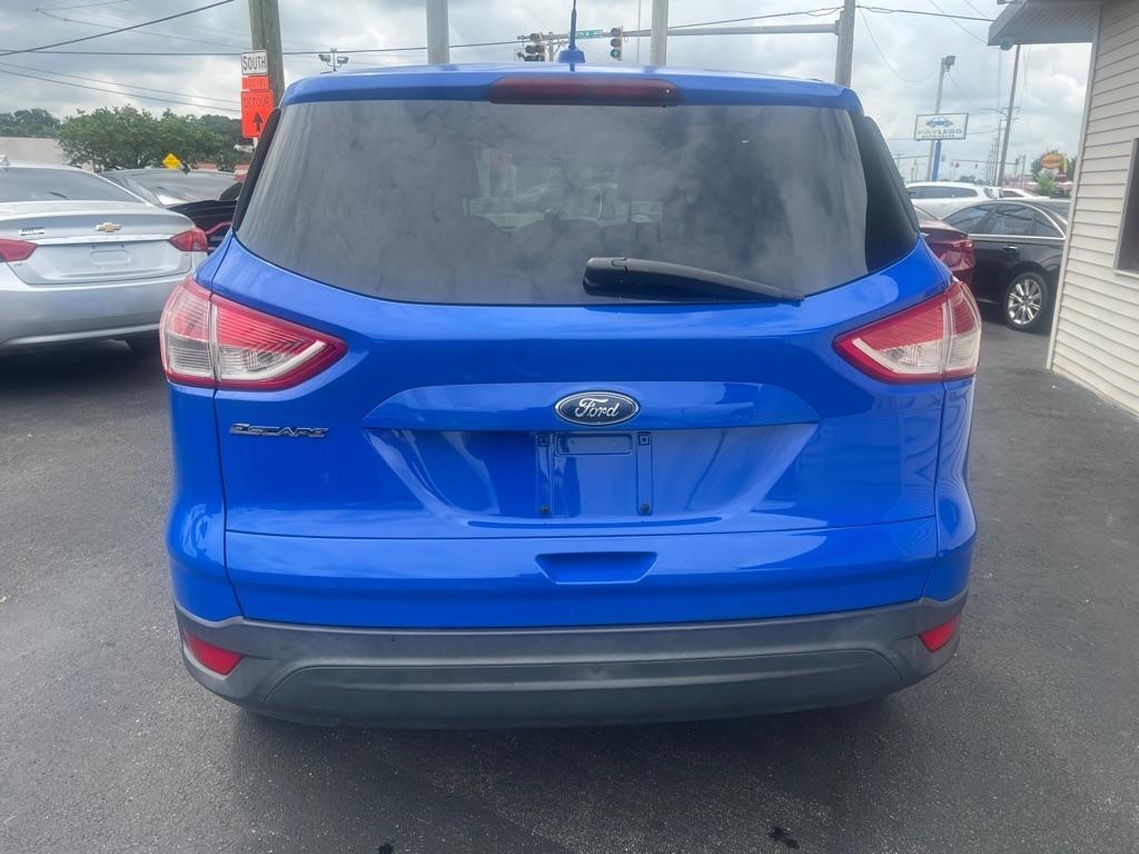 Ford Escape S FWD 2013