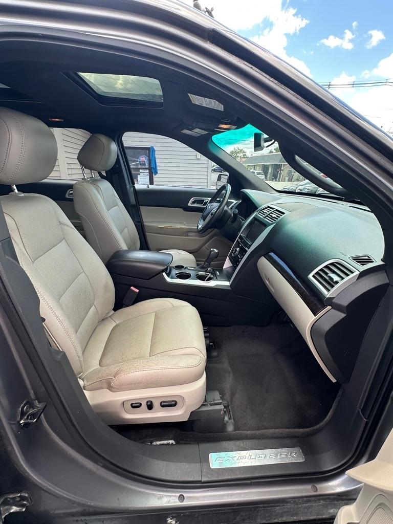 Ford Explorer Limited FWD 2013