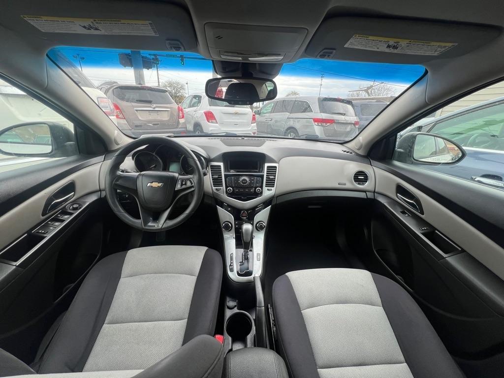 Chevrolet Cruze LS Auto 2015