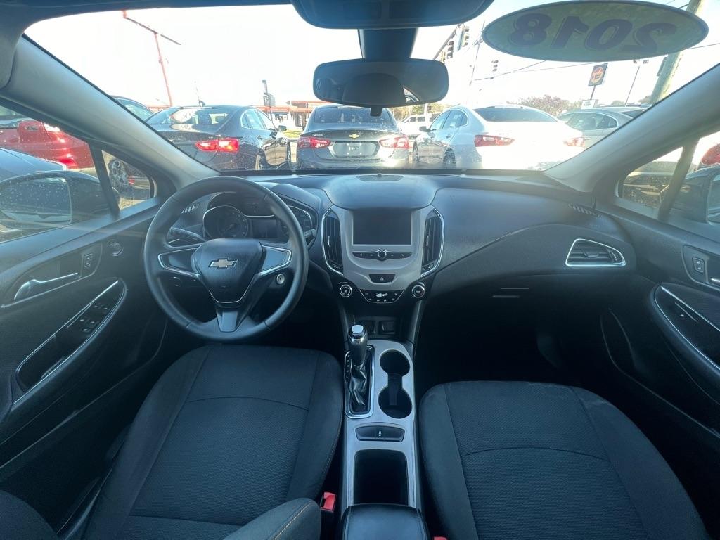Chevrolet Cruze LS Auto 2018