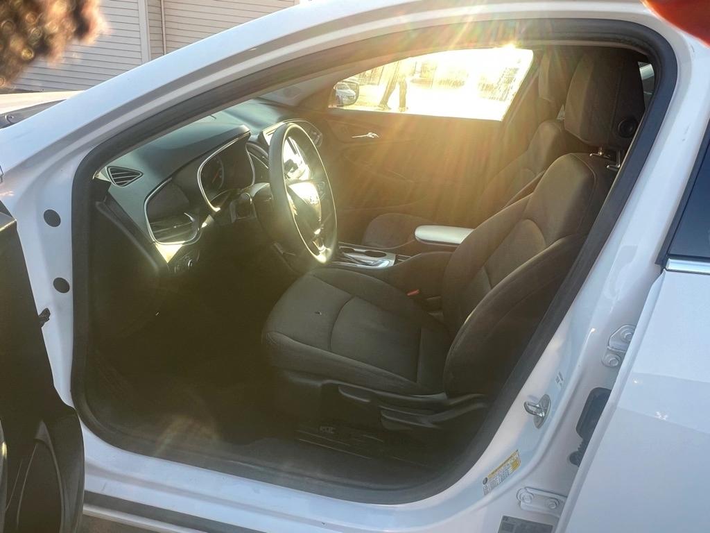 Chevrolet Malibu LS 2018