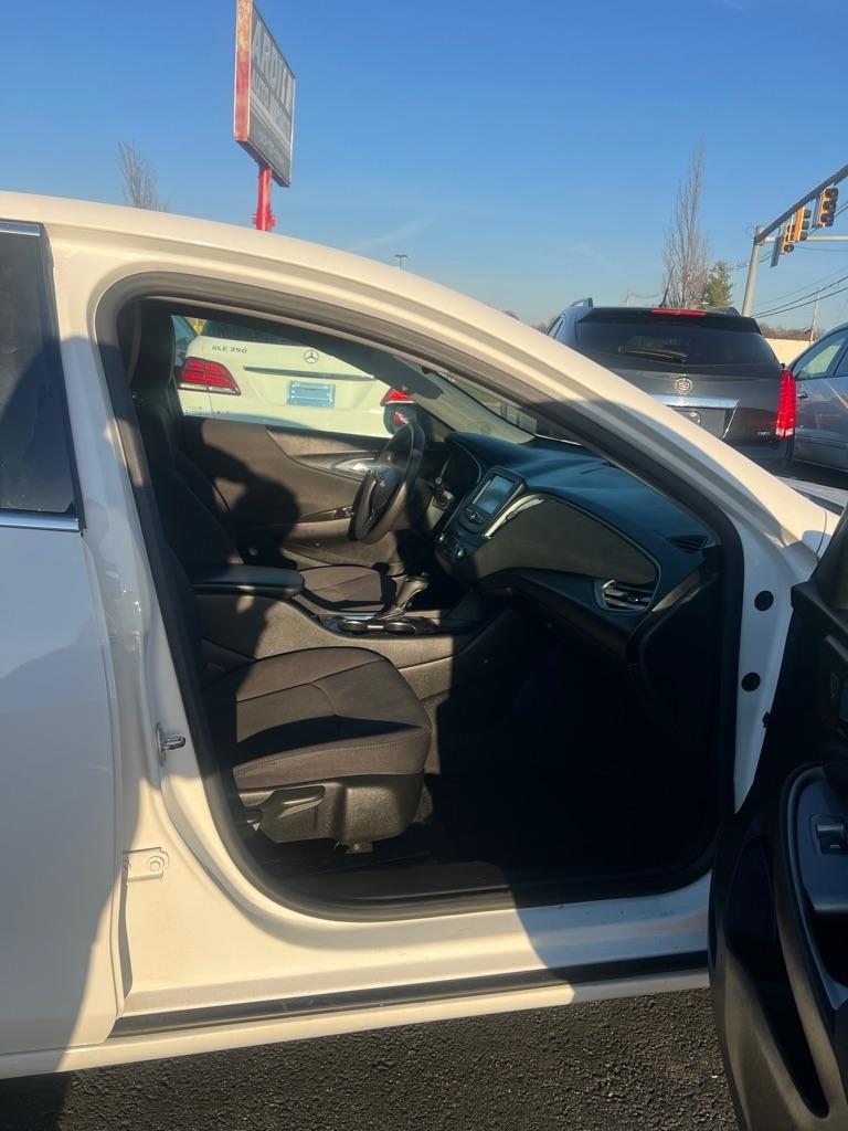 Chevrolet Malibu LS 2018