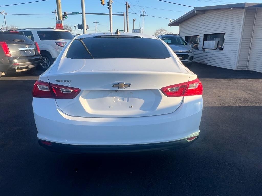 Chevrolet Malibu LS 2018