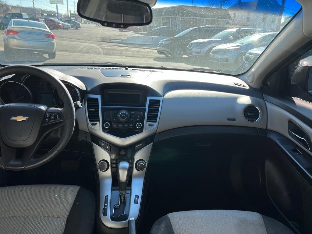 Chevrolet Cruze 2LS 2011