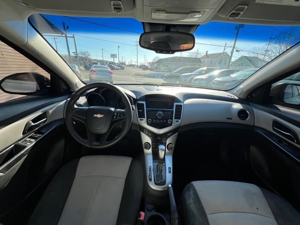 Chevrolet Cruze 2LS 2011