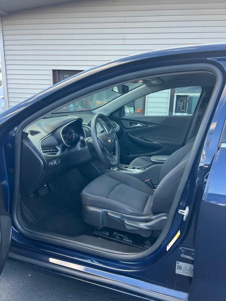 Chevrolet Malibu LS 2018