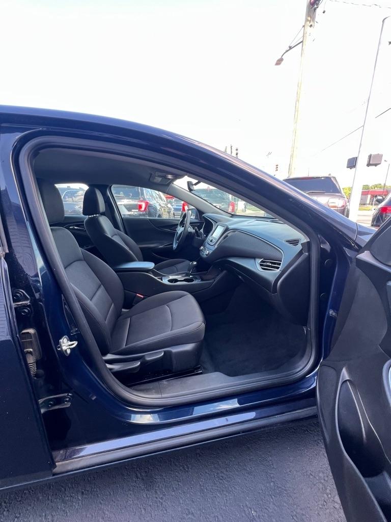 Chevrolet Malibu LS 2018