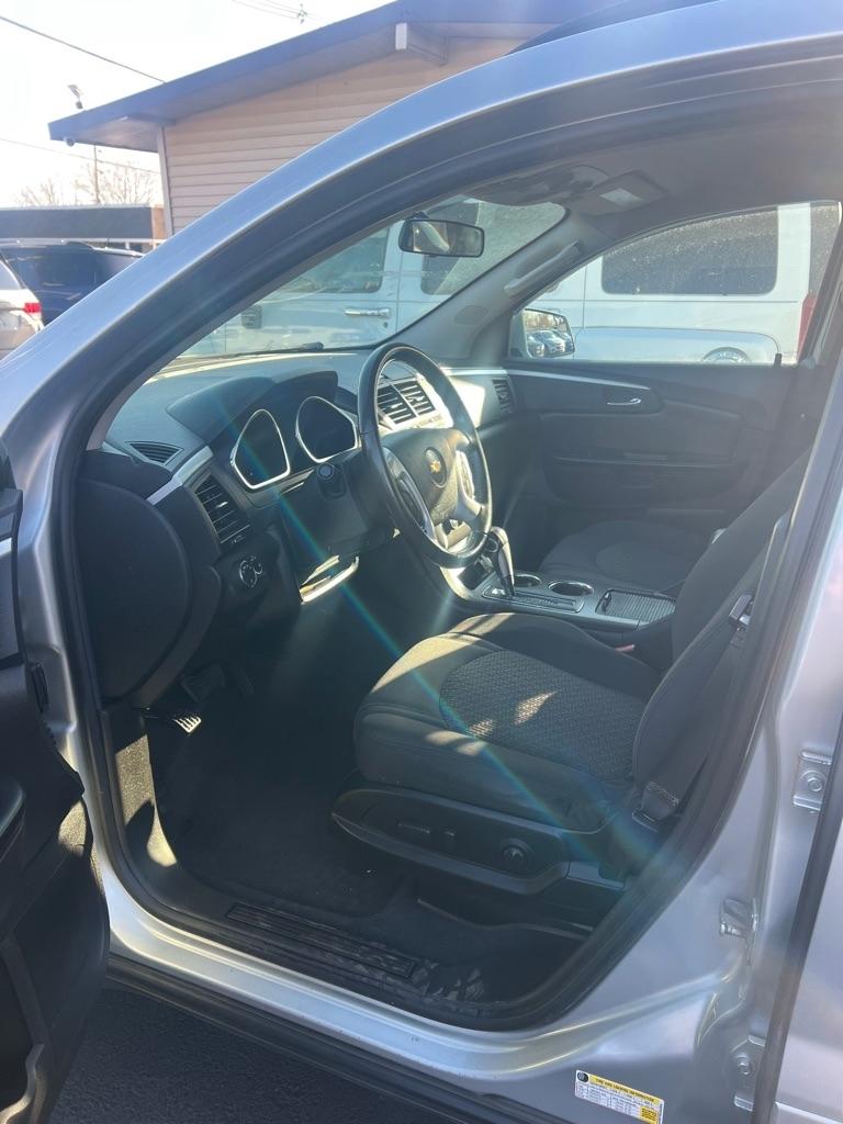 Chevrolet Traverse LT AWD 2011