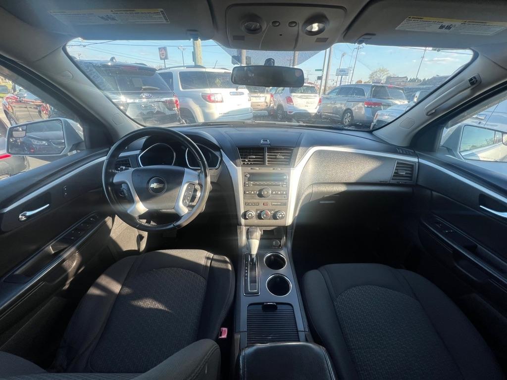 Chevrolet Traverse LT AWD 2011