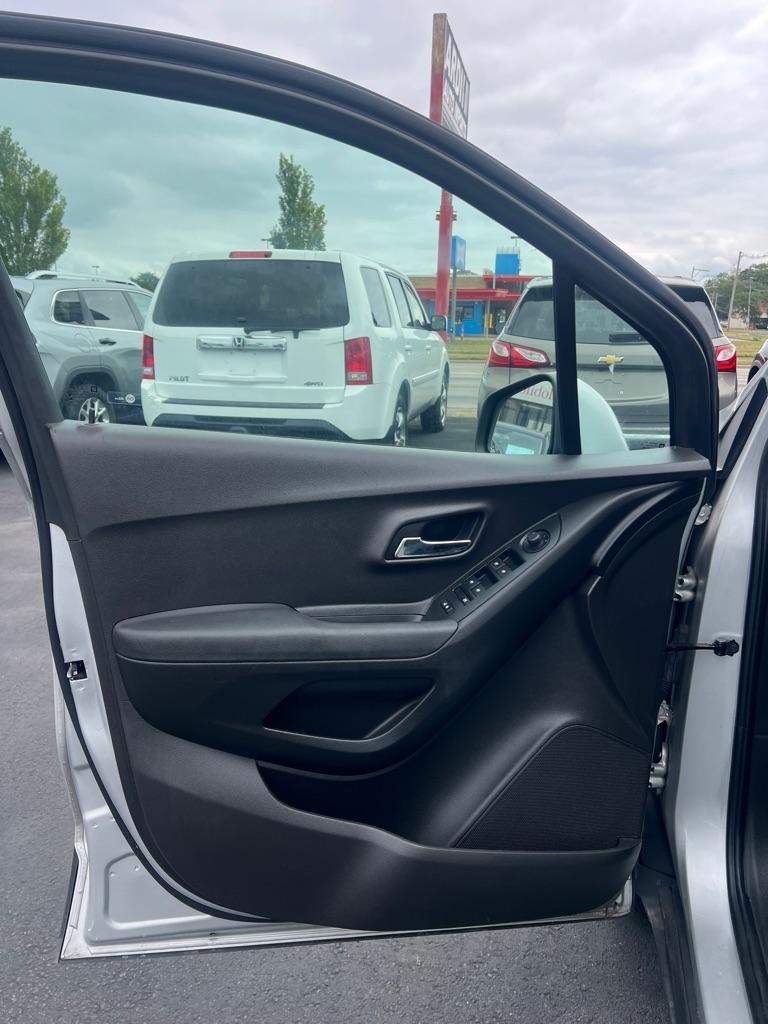 Chevrolet Trax LS FWD 2017