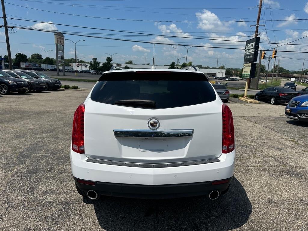 Cadillac SRX Luxury 2012