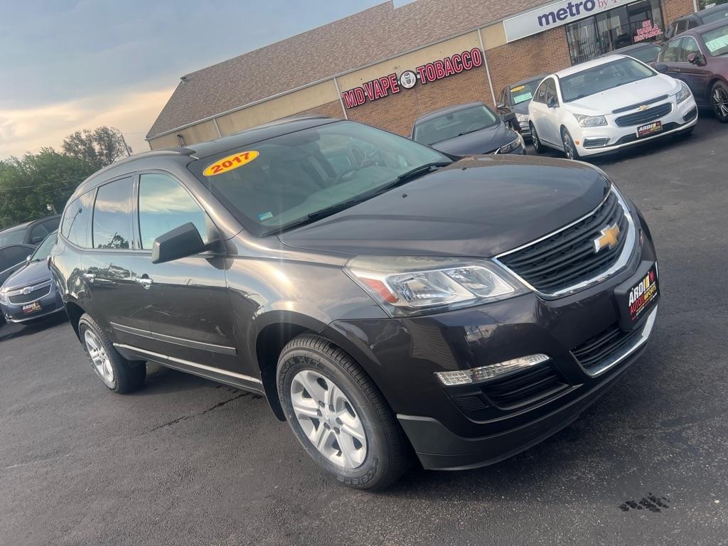 Chevrolet Traverse LS FWD w/PDC 2017
