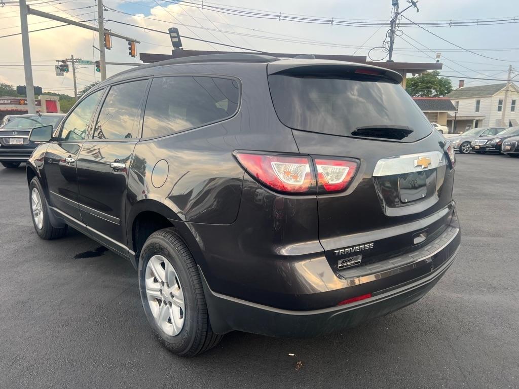 Chevrolet Traverse LS FWD w/PDC 2017