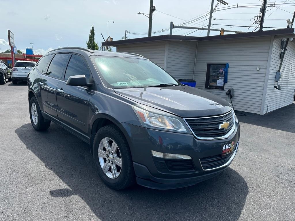 Chevrolet Traverse LS FWD w/PDC 2014