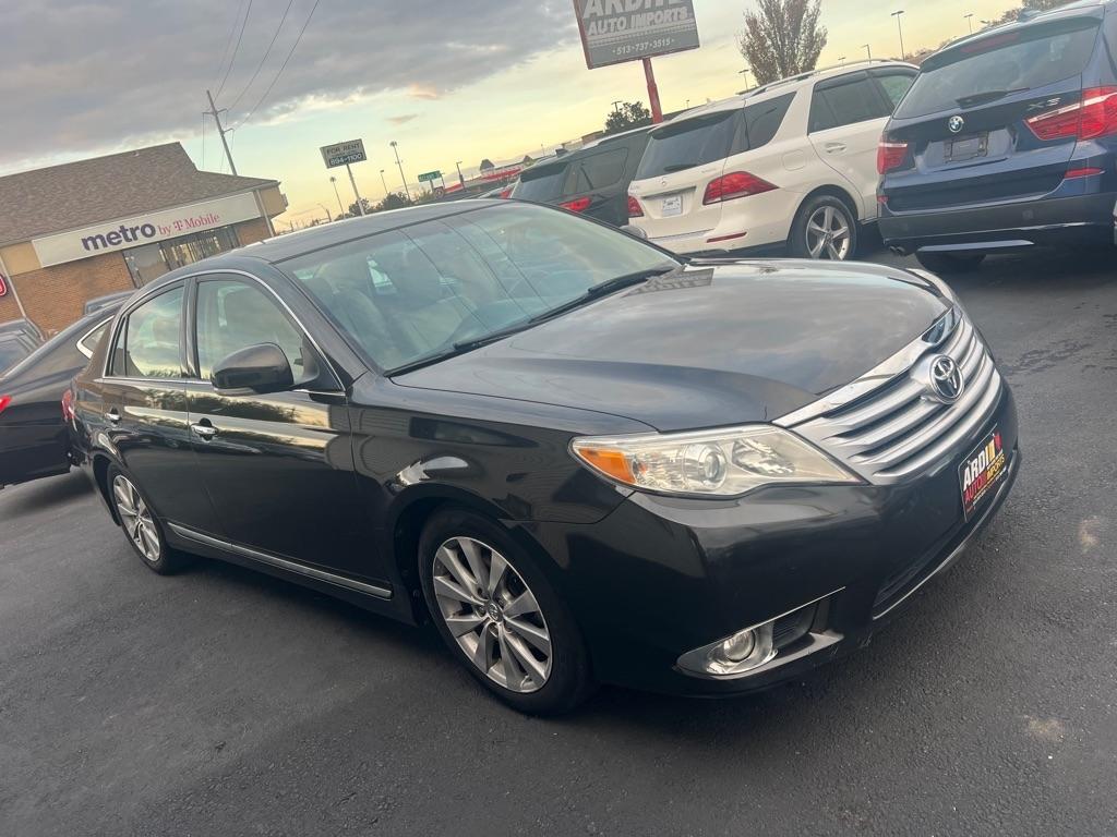 Toyota Avalon Base 2012