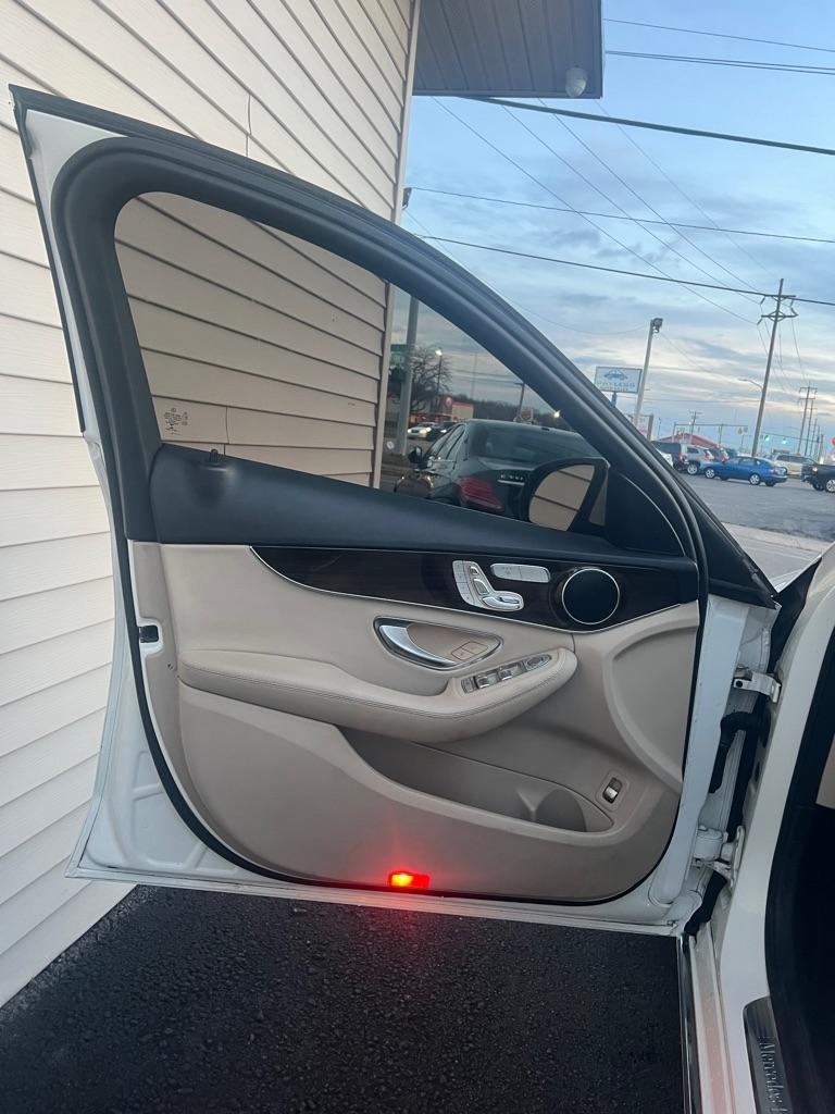 Mercedes-Benz C-Class C300 Sedan 2016