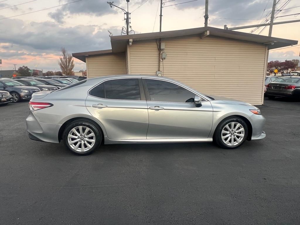 Toyota Camry L 2018