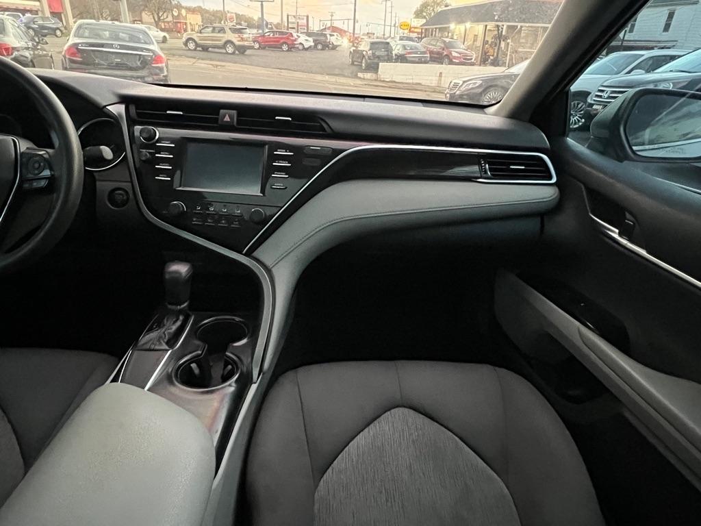 Toyota Camry L 2018