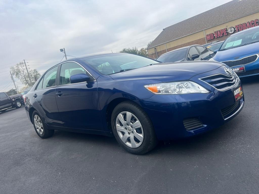 Toyota Camry SE 6-Spd MT 2010