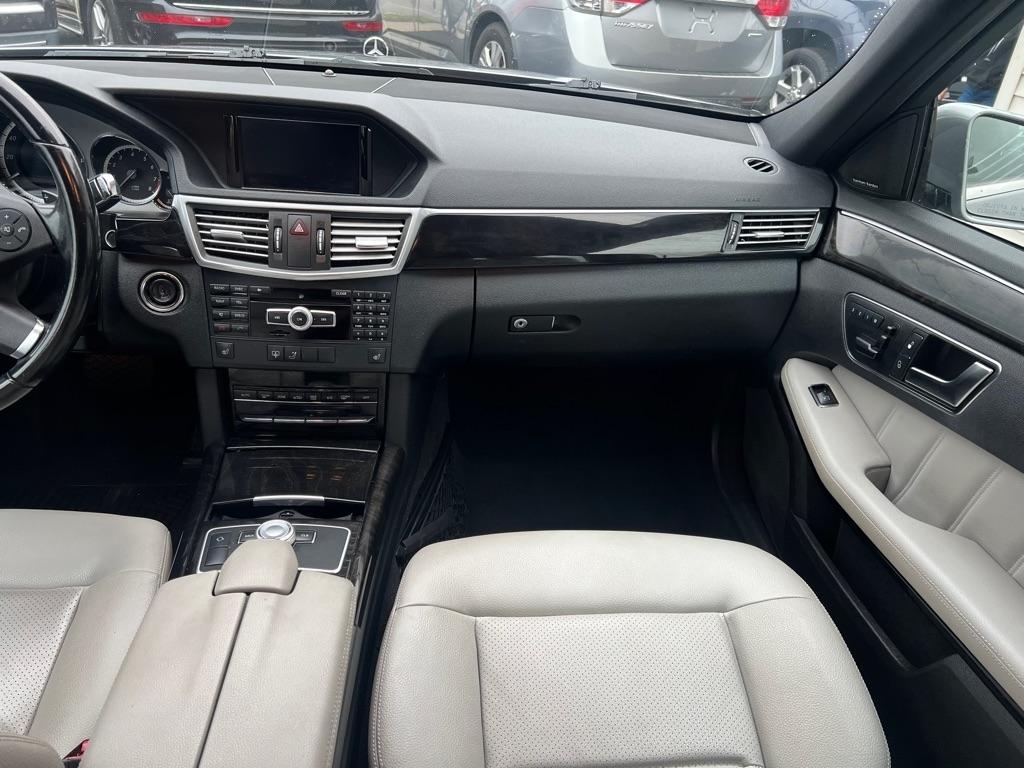 Mercedes-Benz E-Class E350 Sedan 2012