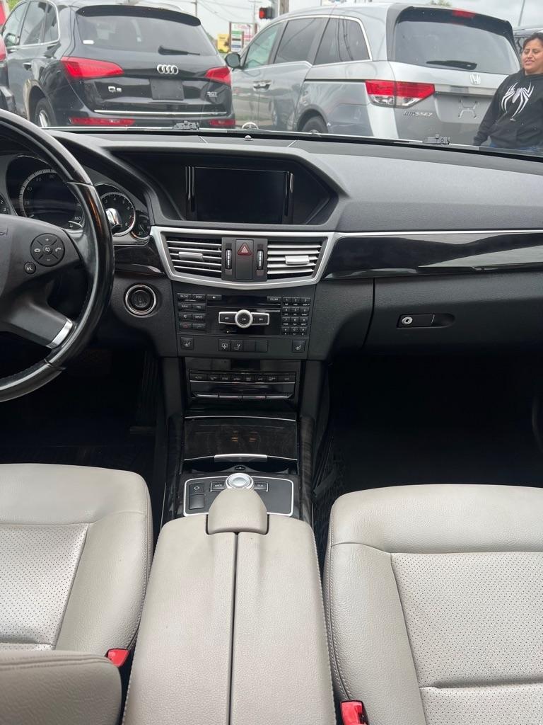 Mercedes-Benz E-Class E350 Sedan 2012