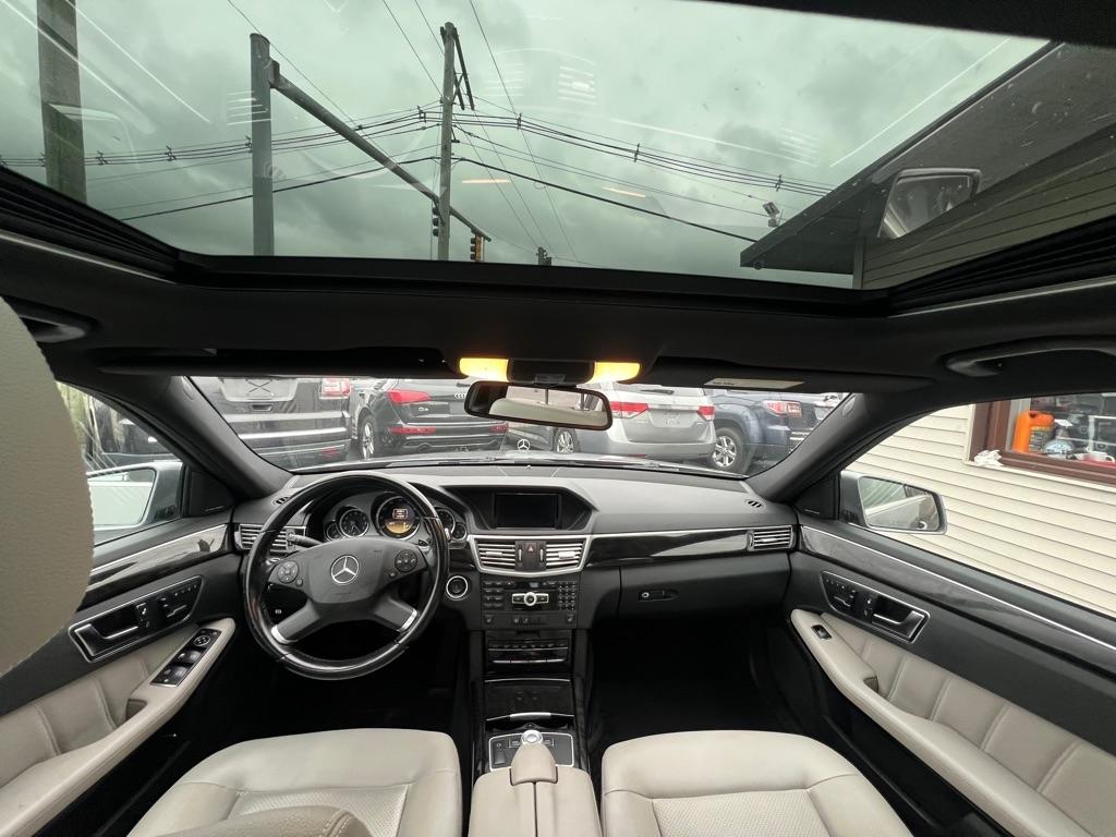 Mercedes-Benz E-Class E350 Sedan 2012