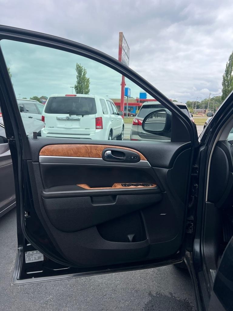 Buick Enclave CXL 2XL FWD 2010