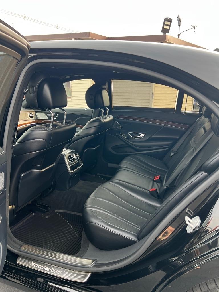 Mercedes-Benz S-Class S550 4MATIC 2015