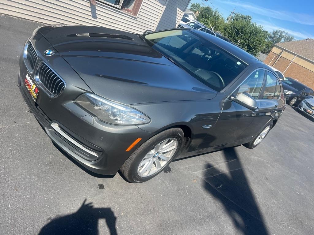 BMW 5-Series 528i xDrive 2014