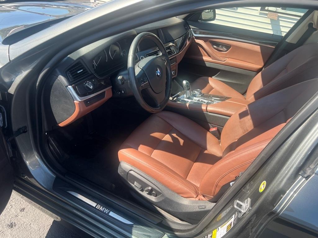 BMW 5-Series 528i xDrive 2014